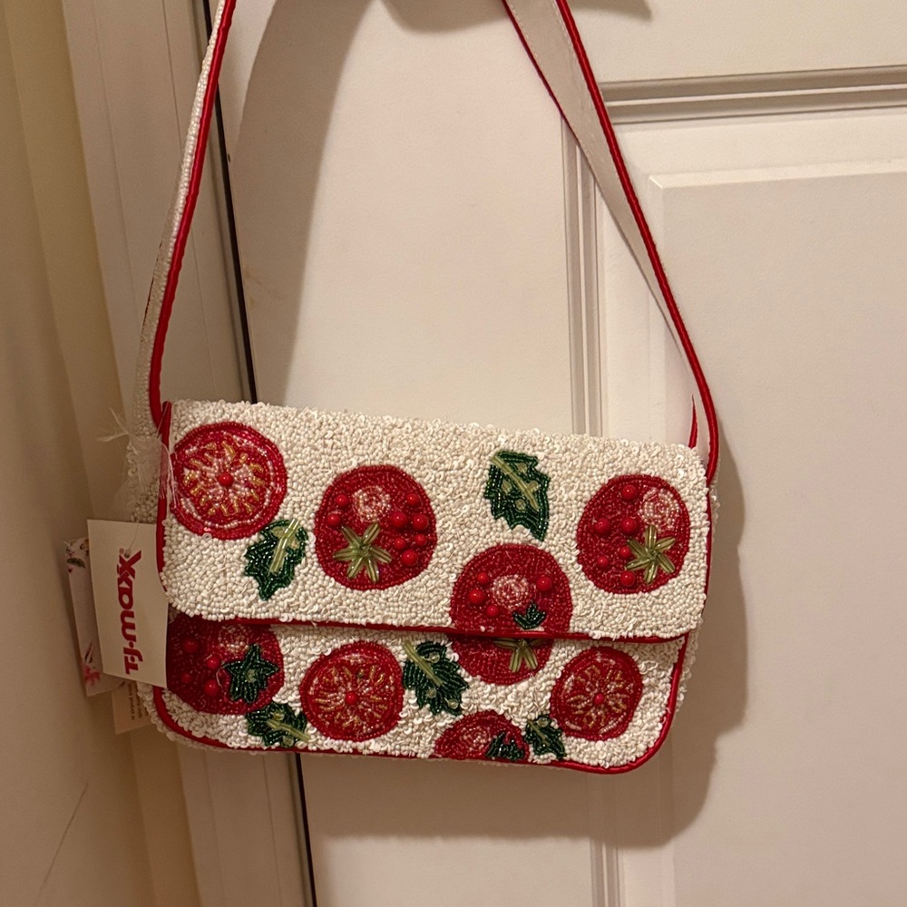 Tomato Embroidered Women's Shoulder Bag